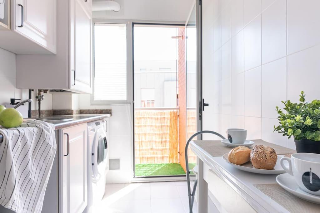San Roman Apartment With Private Parking Santander Exterior foto